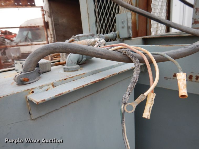 image for item HB9021 Vertical refuse baler