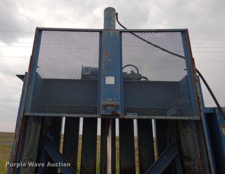 image for item HB9022 Marathon V-6030HD04 vertical refuse baler