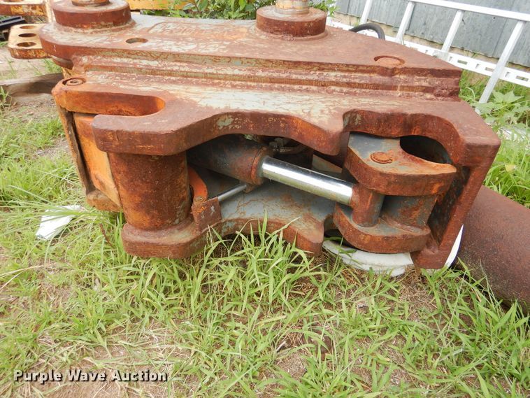 image for item HB9024 Caterpillar boom