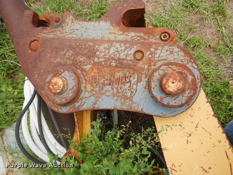 image for item HB9024 Caterpillar boom