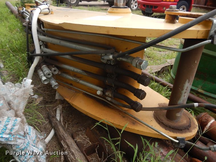 image for item HB9024 Caterpillar boom