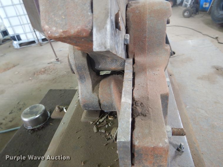 image for item HB9025 Edwards metal shear
