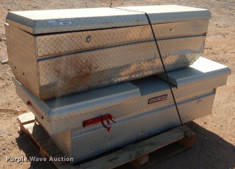 image for item HB9430 (2) cross bed toolboxes