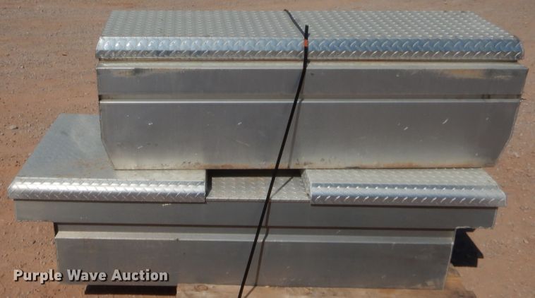 image for item HB9430 (2) cross bed toolboxes