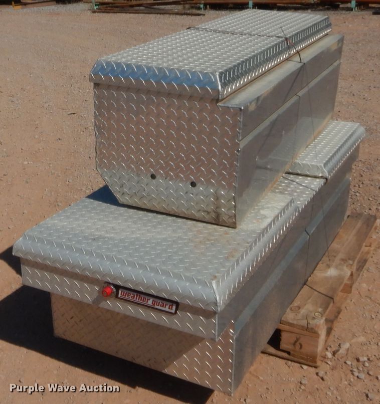 image for item HB9430 (2) cross bed toolboxes