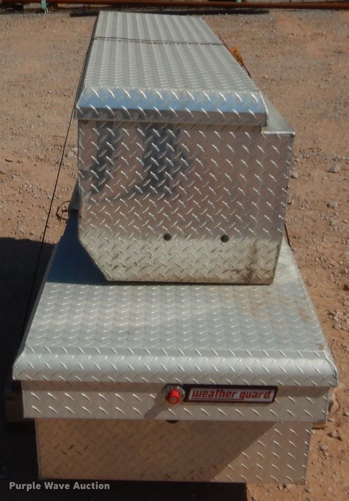 image for item HB9430 (2) cross bed toolboxes