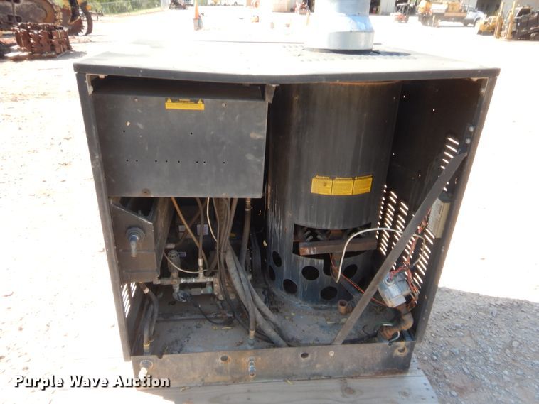 image for item HB9432 Landa VNG4-2000 pressure washer