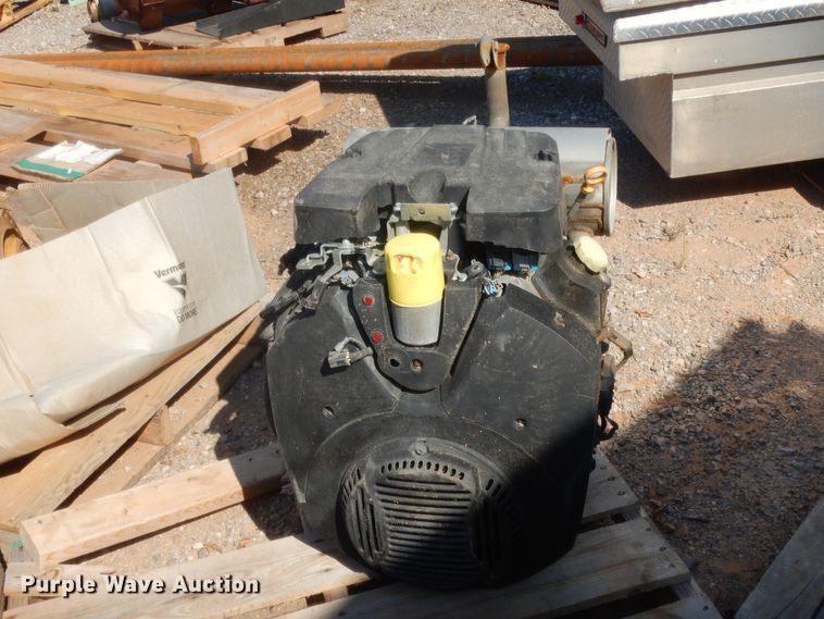 image for item HB9433 Kohler ECH980 61cc two cylinder gas engine