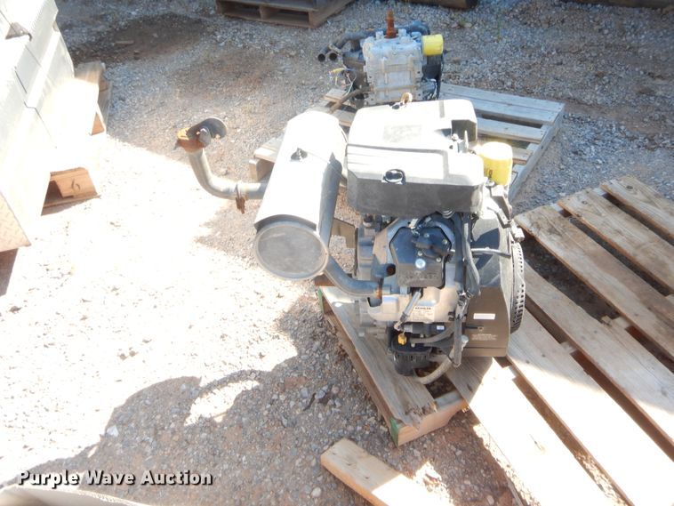 image for item HB9433 Kohler ECH980 61cc two cylinder gas engine