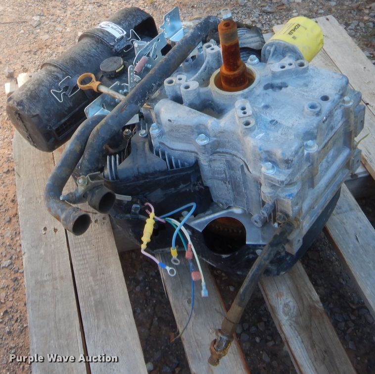 image for item HB9434 Kohler YKHXS7472GIE 747cc two cylinder gas engine
