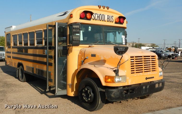 image for item HC9085 1999 International 3800 Blue Bird  school bus