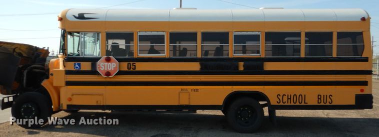 image for item HC9085 1999 International 3800 Blue Bird  school bus