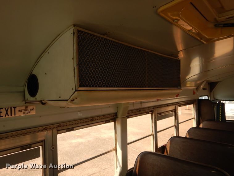 image for item HC9085 1999 International 3800 Blue Bird  school bus