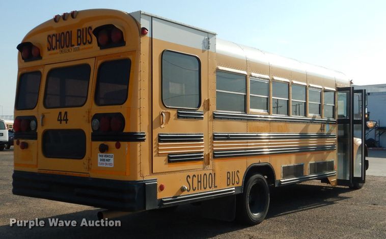 image for item HC9086 1999 International 3800 Blue Bird  school bus
