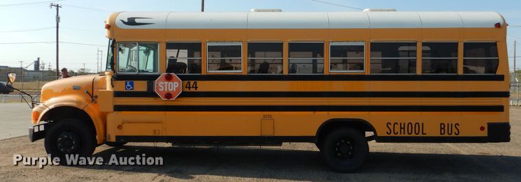 image for item HC9086 1999 International 3800 Blue Bird  school bus