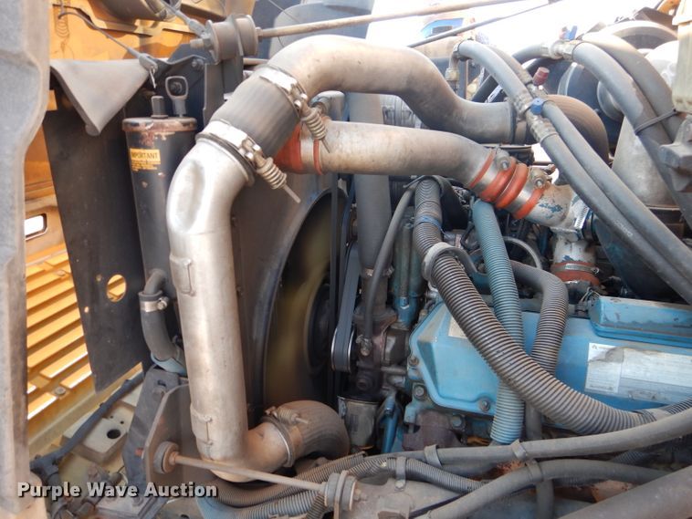 image for item HC9086 1999 International 3800 Blue Bird  school bus