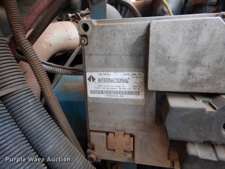 image for item HC9086 1999 International 3800 Blue Bird  school bus