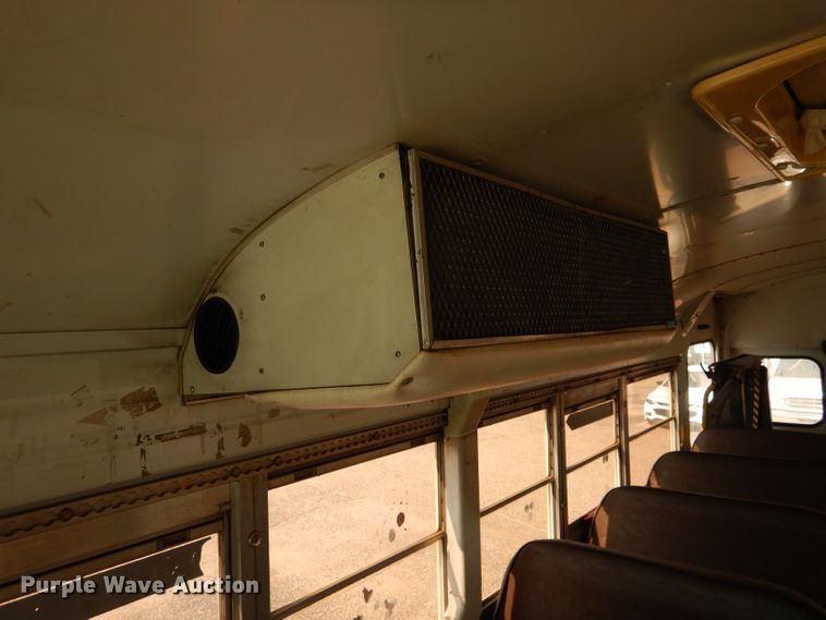 image for item HC9086 1999 International 3800 Blue Bird  school bus