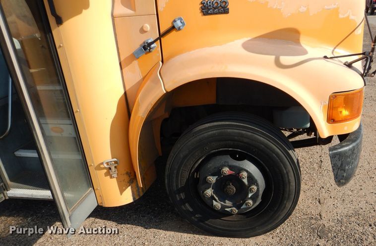 image for item HC9086 1999 International 3800 Blue Bird  school bus