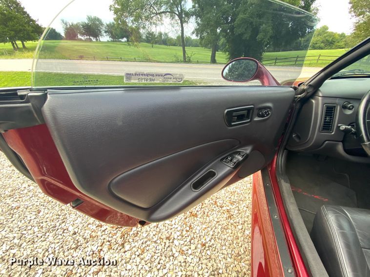 image for item HE9752 2002 Chrysler Prowler  convertible