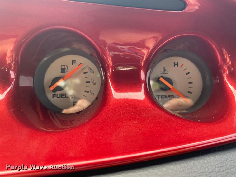 image for item HE9752 2002 Chrysler Prowler  convertible