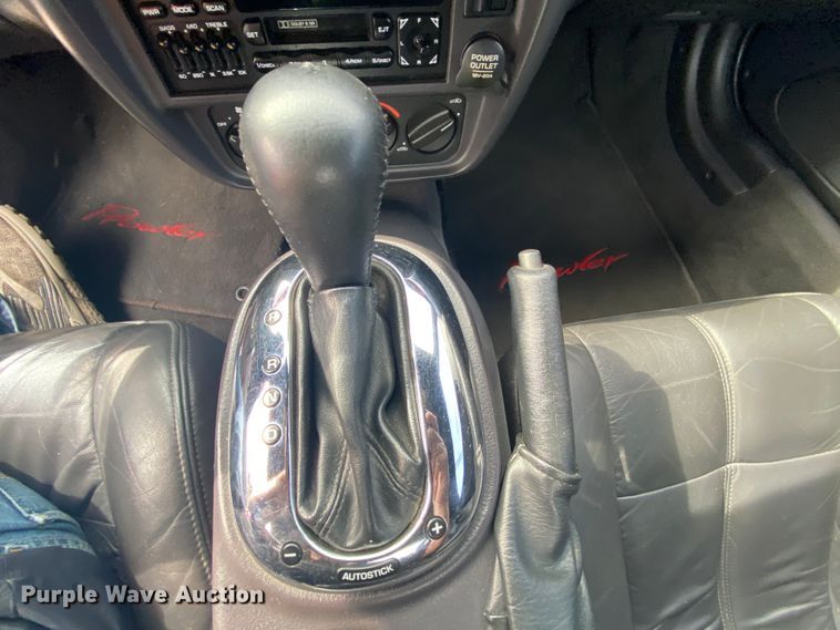 image for item HE9752 2002 Chrysler Prowler  convertible