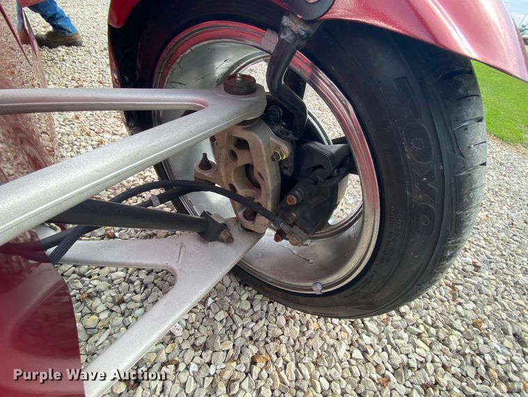 image for item HE9752 2002 Chrysler Prowler  convertible