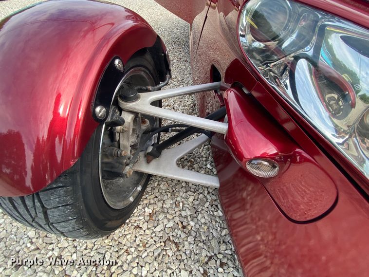 image for item HE9752 2002 Chrysler Prowler  convertible