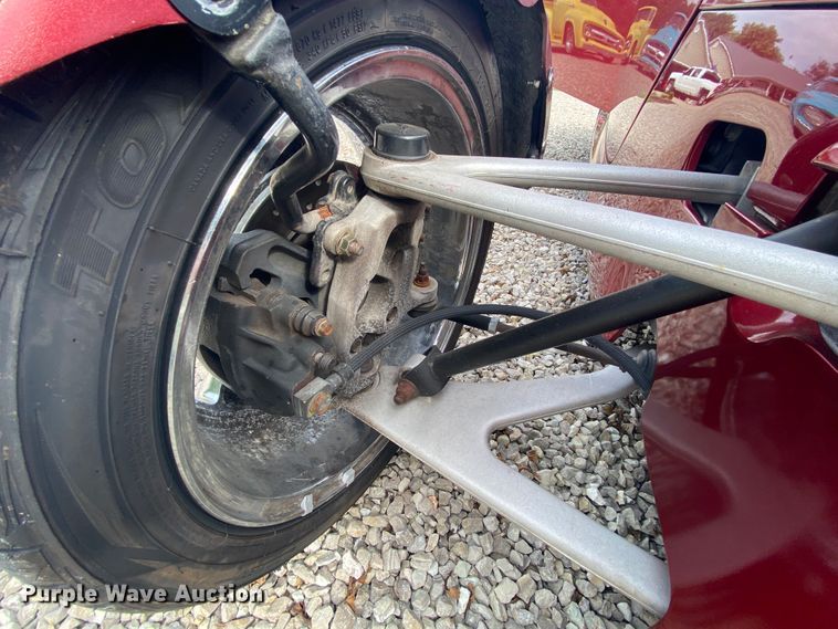 image for item HE9752 2002 Chrysler Prowler  convertible