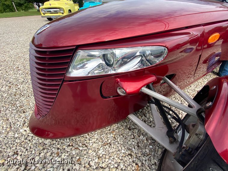 image for item HE9752 2002 Chrysler Prowler  convertible