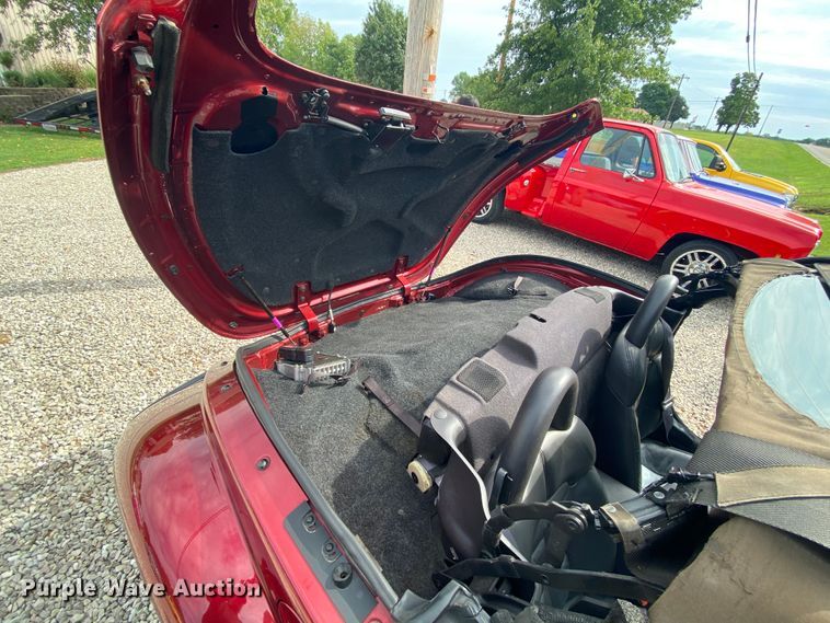 image for item HE9752 2002 Chrysler Prowler  convertible