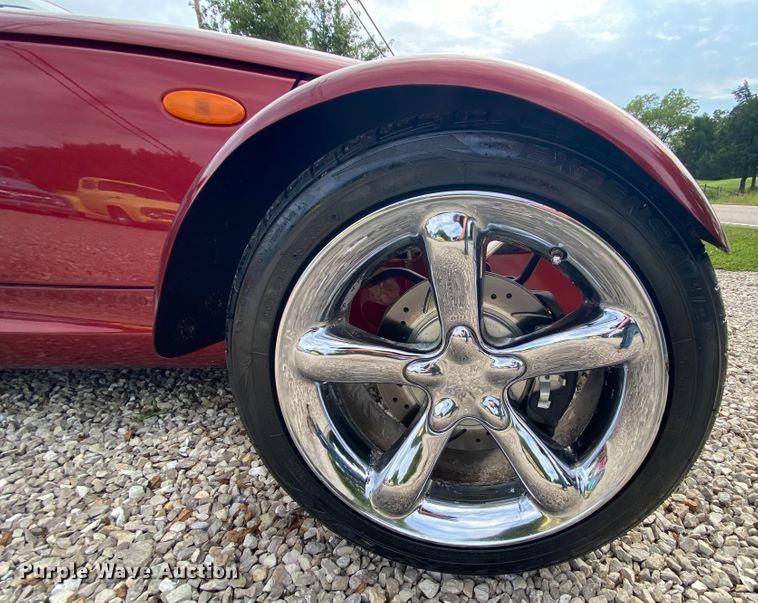 image for item HE9752 2002 Chrysler Prowler  convertible