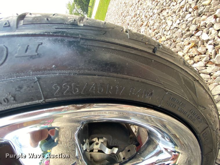 image for item HE9752 2002 Chrysler Prowler  convertible