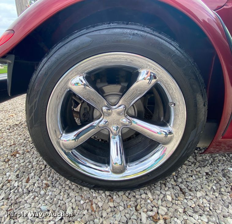 image for item HE9752 2002 Chrysler Prowler  convertible