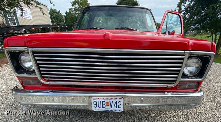 image for item HE9753 1977 Chevrolet  pickup truck
