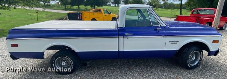 image for item HE9754 1969 Chevrolet C10  pickup truck