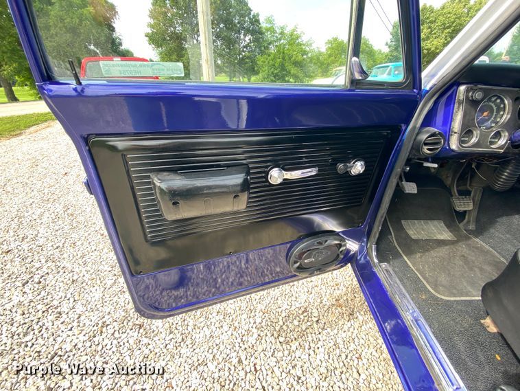 image for item HE9754 1969 Chevrolet C10  pickup truck