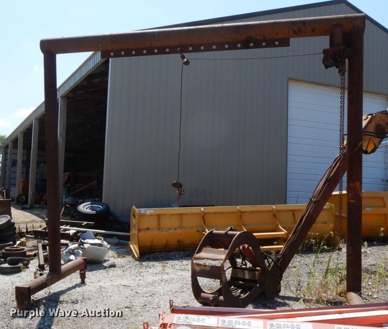 image for item HJ9550 Shop built hoist