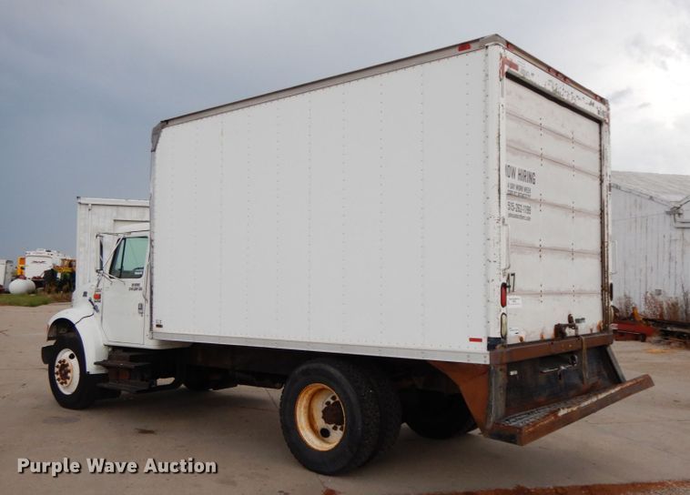 image for item HJ9583 1999 International 4700  box truck