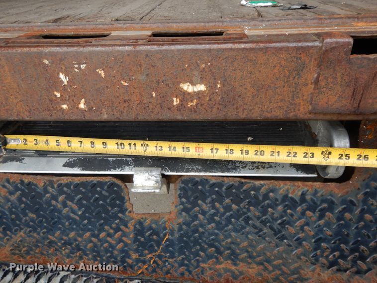 image for item HJ9583 1999 International 4700  box truck