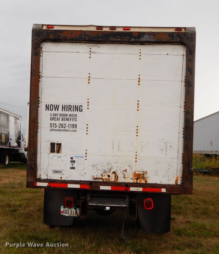 image for item HJ9584 2003 International 4300  box truck