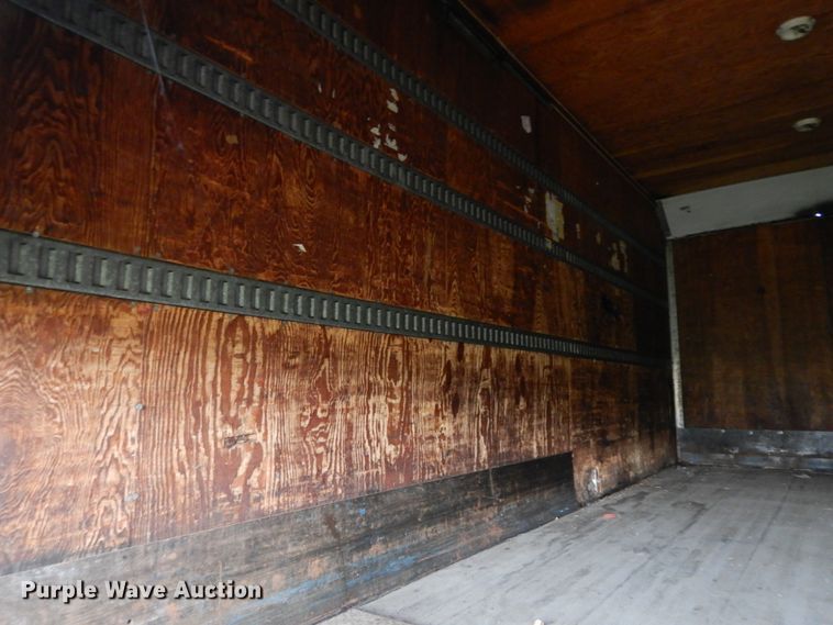 image for item HJ9584 2003 International 4300  box truck