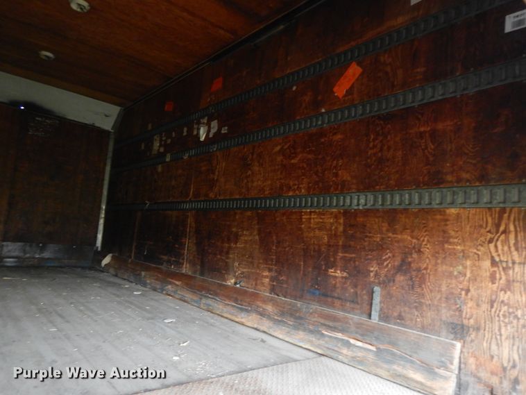 image for item HJ9584 2003 International 4300  box truck