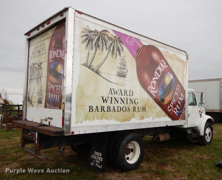 image for item HJ9585 2001 International 4700  box truck