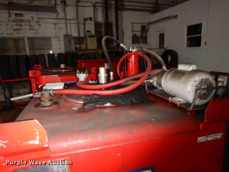 image for item HJ9588 Hoover Group oil tank