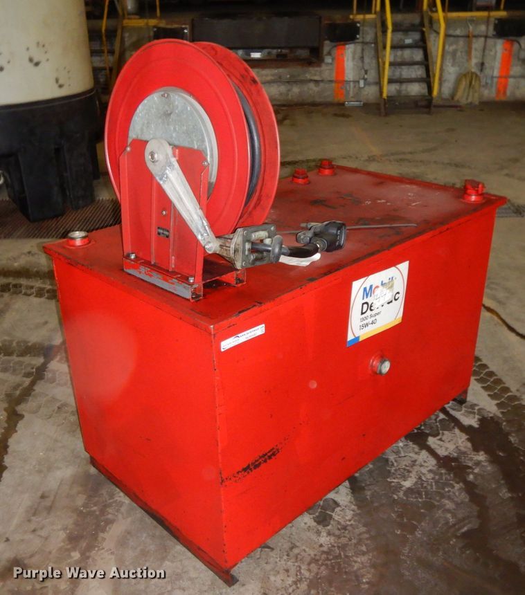 image for item HJ9590 Oil tank