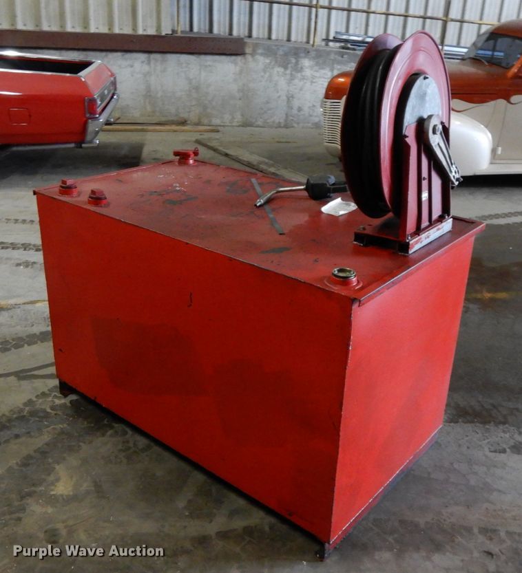 image for item HJ9590 Oil tank