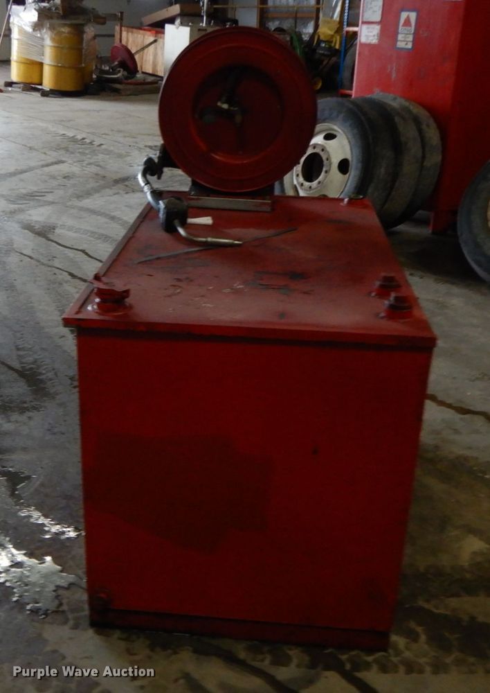 image for item HJ9590 Oil tank