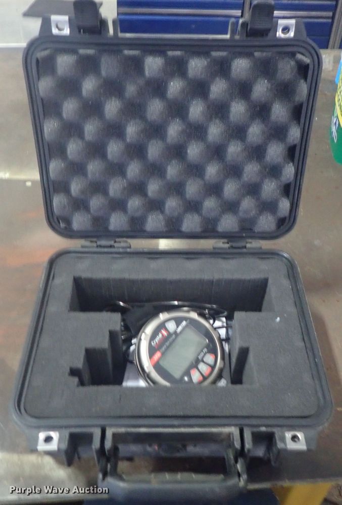 Ametek Crystal XP2i digital pressure gauge in Lyons, KS Item HK9790