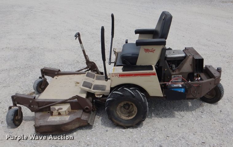 image for item HM9697 Grasshopper 616 ZTR lawn mower